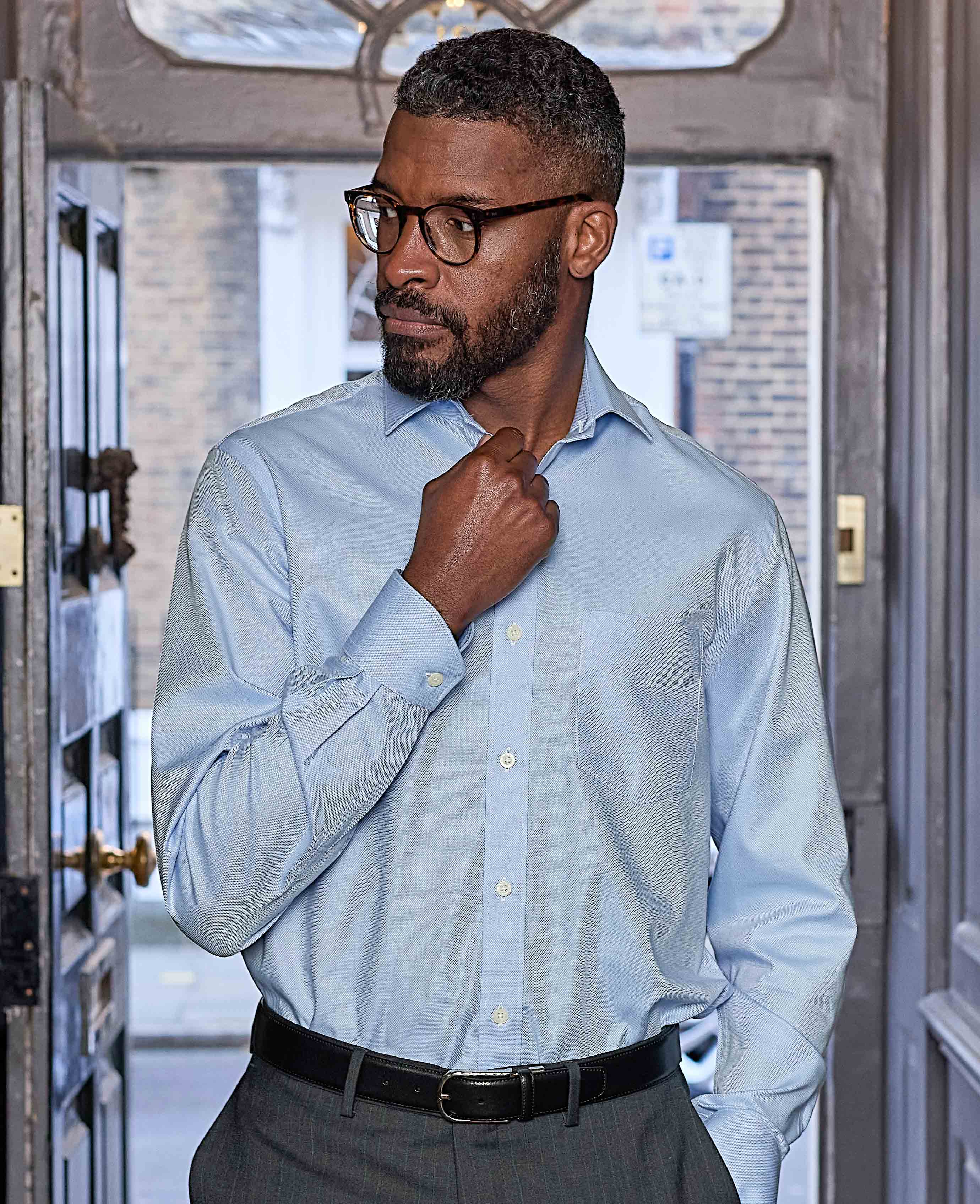 Blue Textured Cotton Classic Fit Formal Shirt - Single Cuff - Image 4