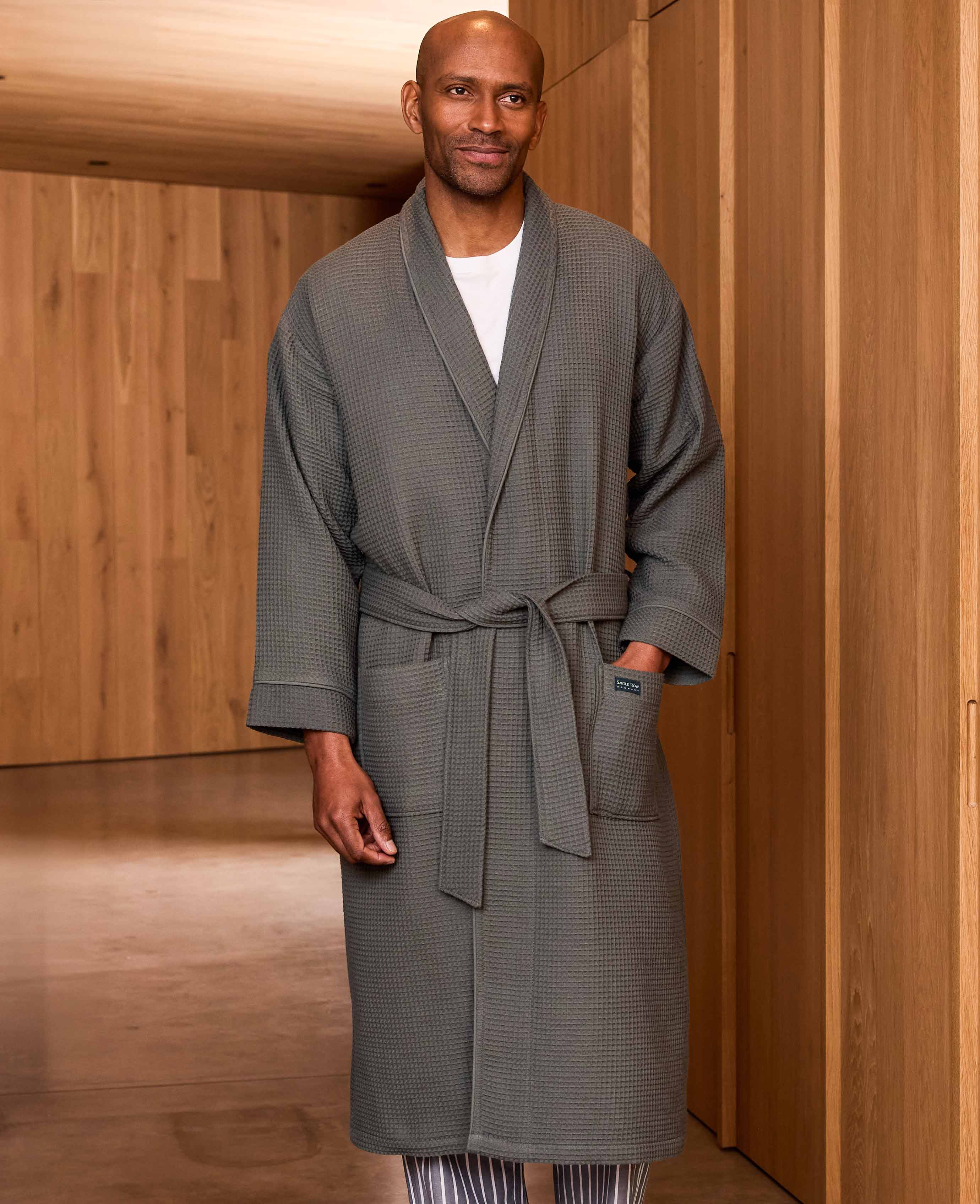 Charcoal Waffle Dressing Gown - Image 3